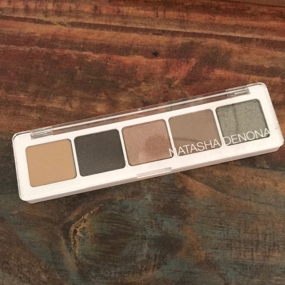 Ayana Palette